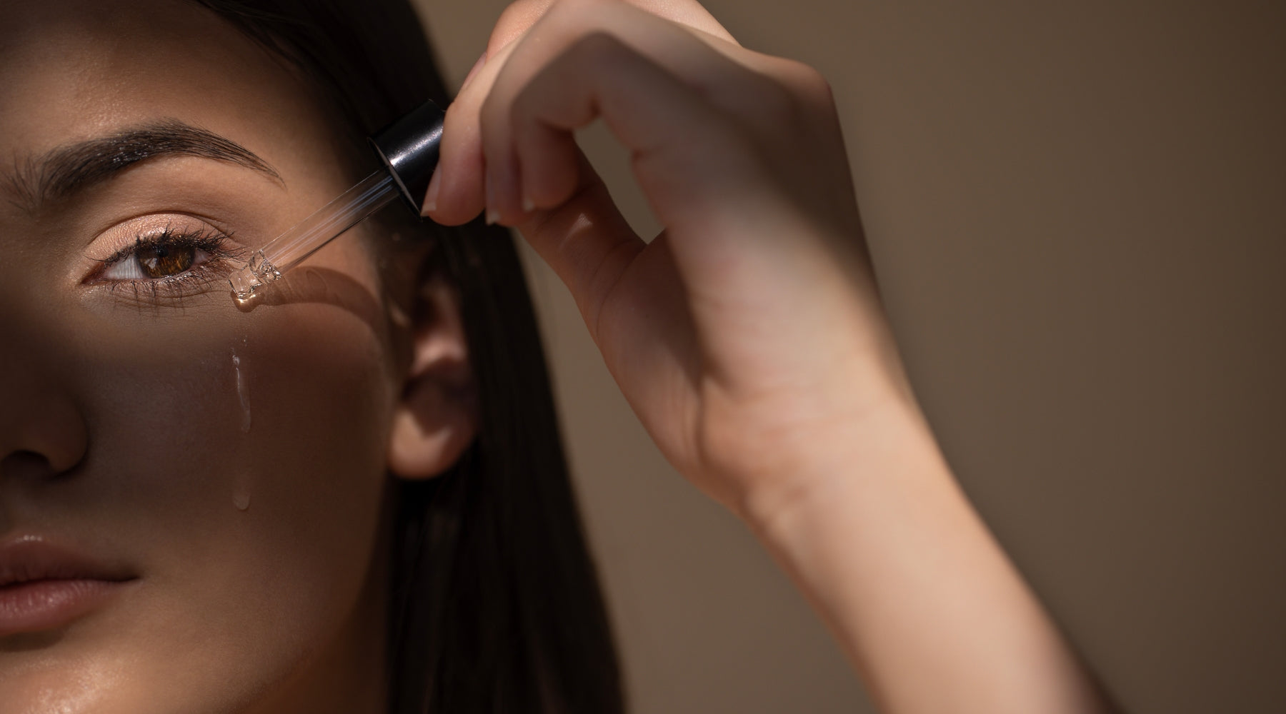 how to apply face serum